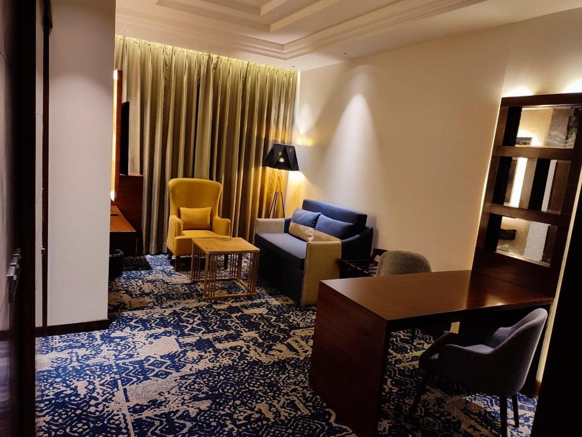 بانتشكولا Hotel Peninsula المظهر الخارجي الصورة